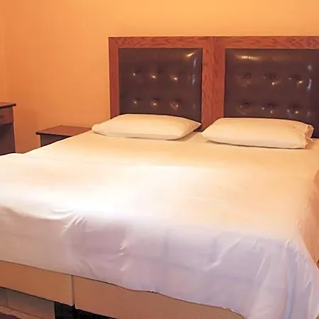 Otel Bristol
