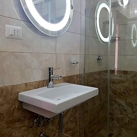 Otel Bristol