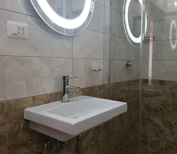 מלון Bristol טיראנה